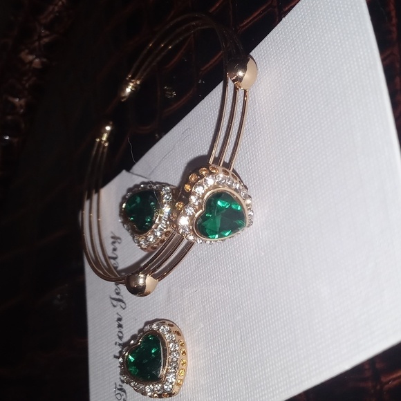 Necklace set diamonds simulated gold plated earrings, bracelet - Picture 2 of 3